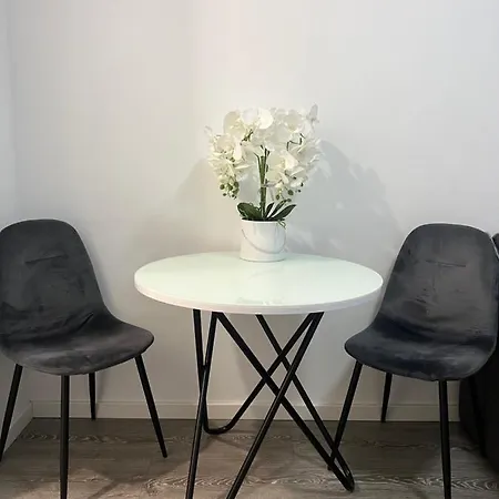 Apartment Arena